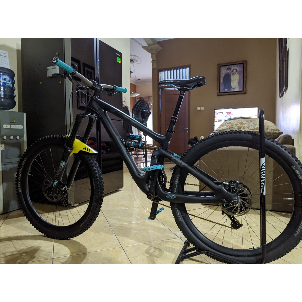 Sepeda Gunung MTB Yeti SB 6 Size XS Hitam