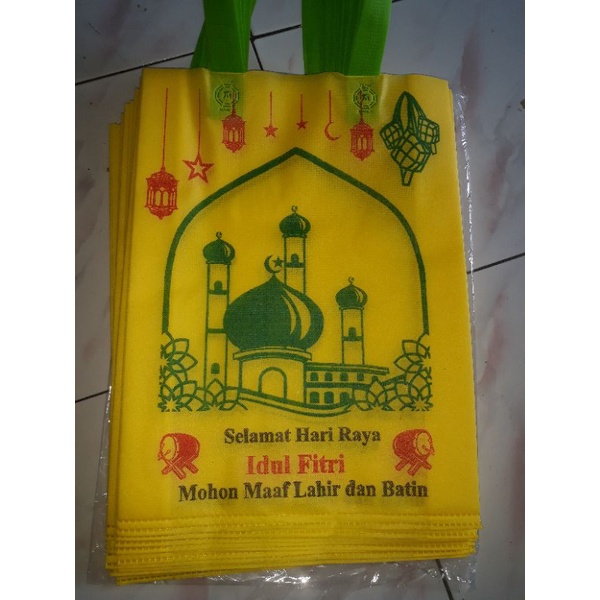 

Tas kain lebaran