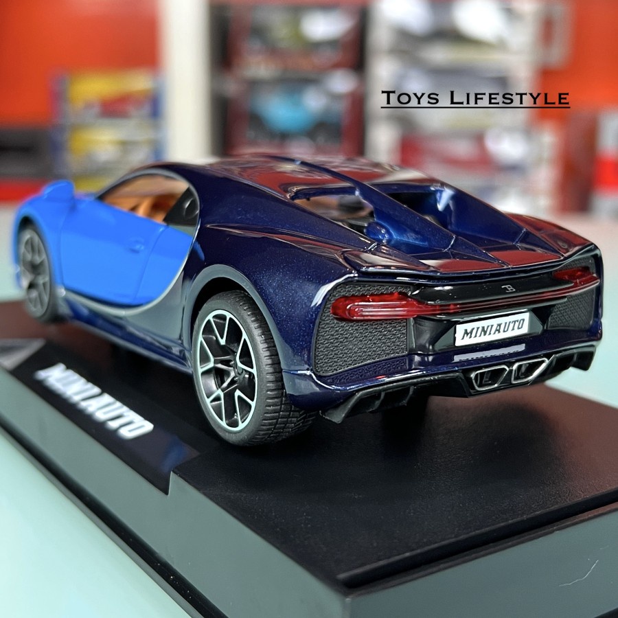 MiniAuto Diecast - Bugatti Chiron Skala 1:32 (Biru Hitam)