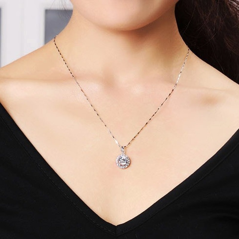 [Ready Stock]Japanese and Korean Fashion S925 Silver Classic round Carat Zircon Necklace Vintage
