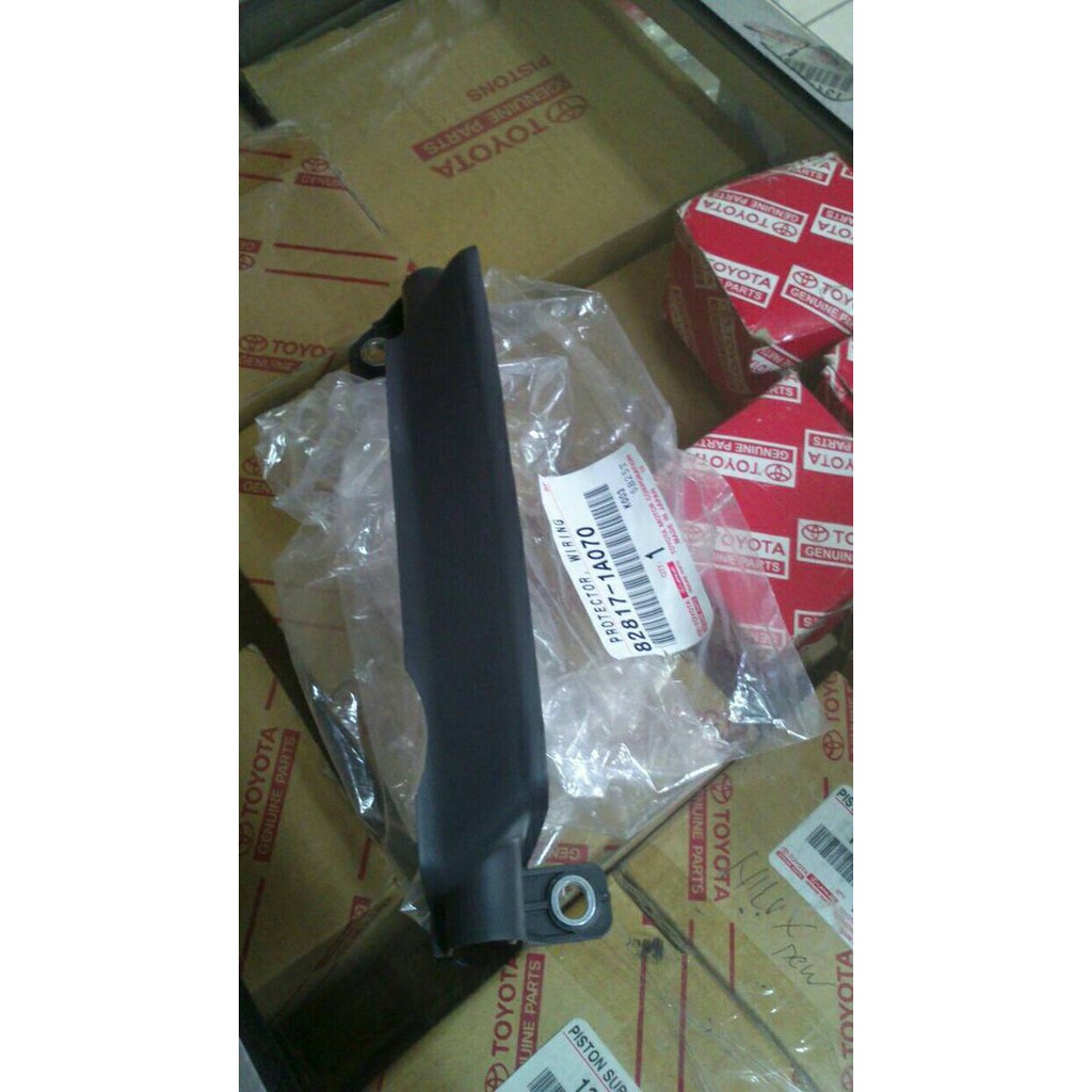 TUTUP KABEL COVER KABEL GREAT COROLLA  ALL NEW 16  18