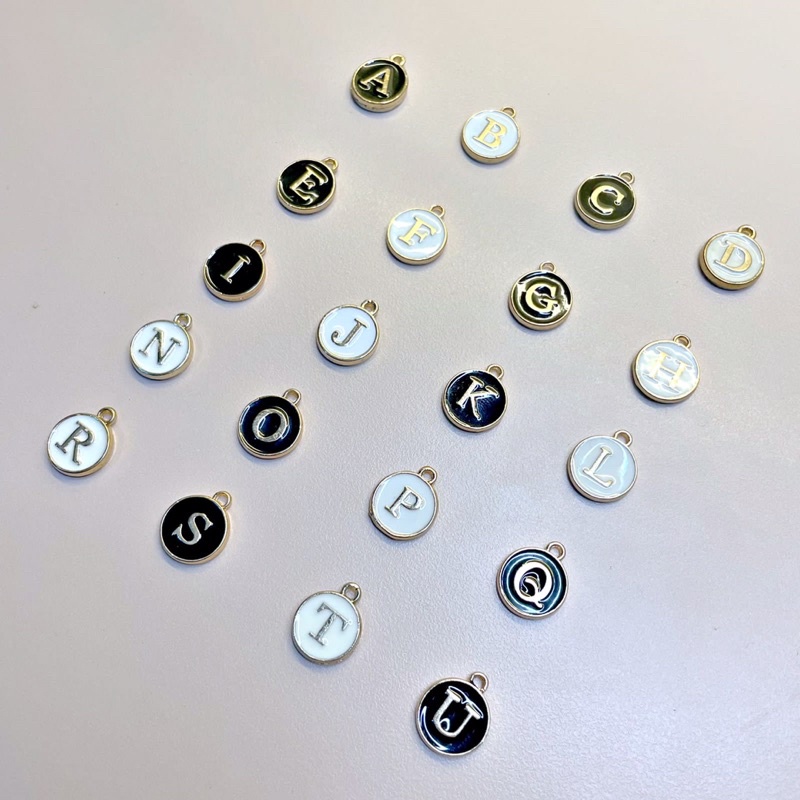 Saadi Ganoor Tambahan Huruf Inisial untuk Gelang