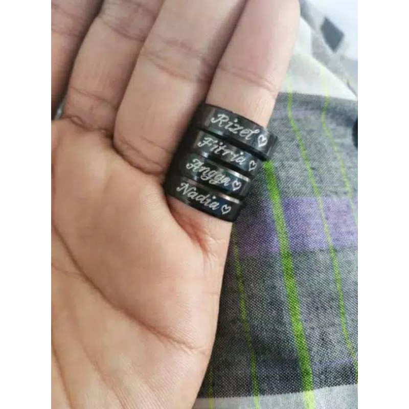 Cincin Titanium stainless steel Ukir nama Pria Wanita Anti Karat Anti Luntur-4