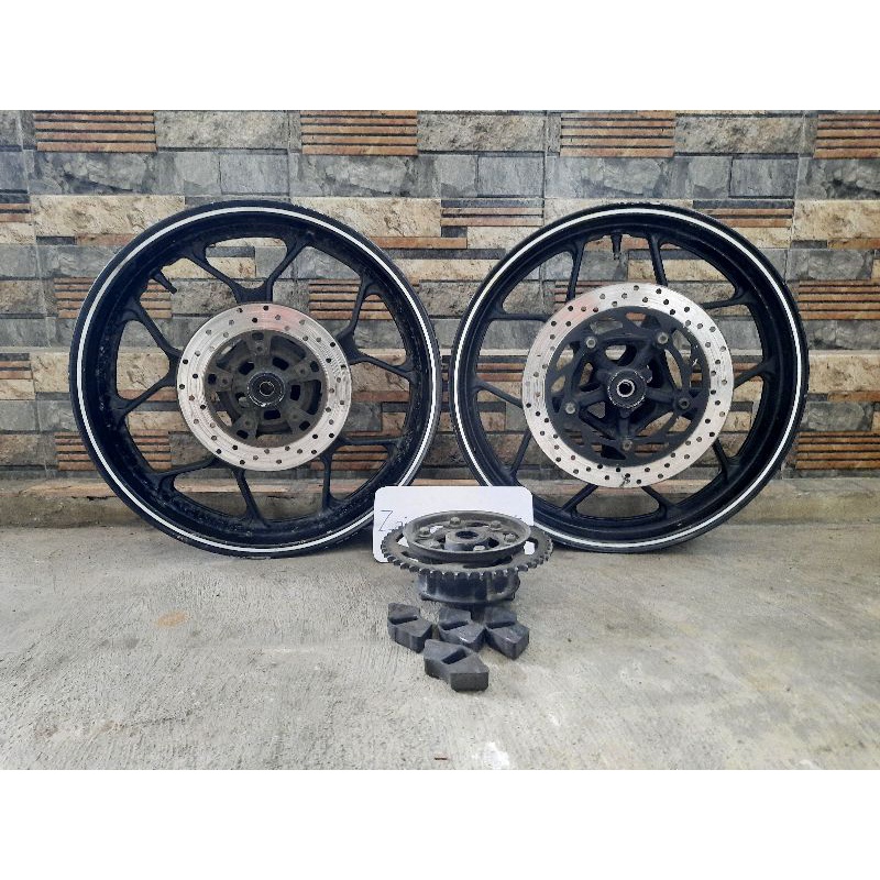 Velg yamaha xabre