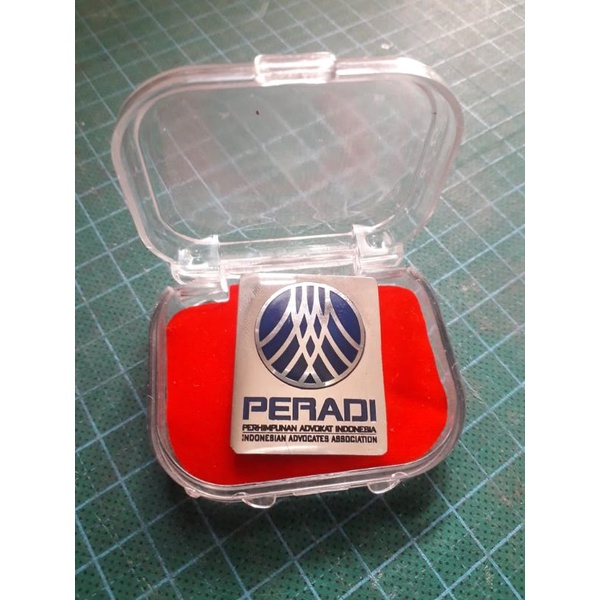 pin PERADI logo baru
