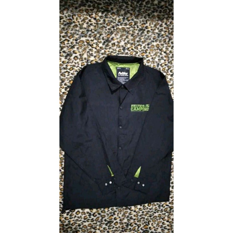 Jaket Coach Feltics Go Camping Second Size M