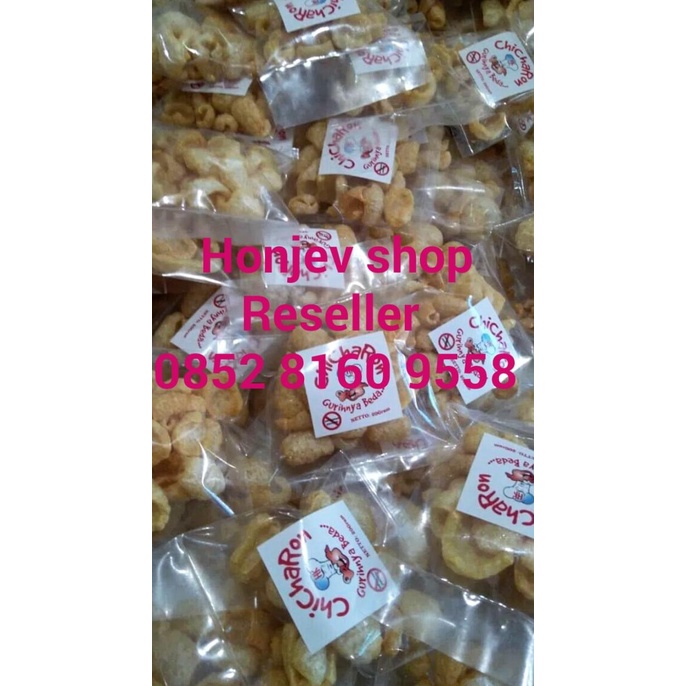 

Diskon Krupuk kulit babi chicharon HK 20gram. Diskon