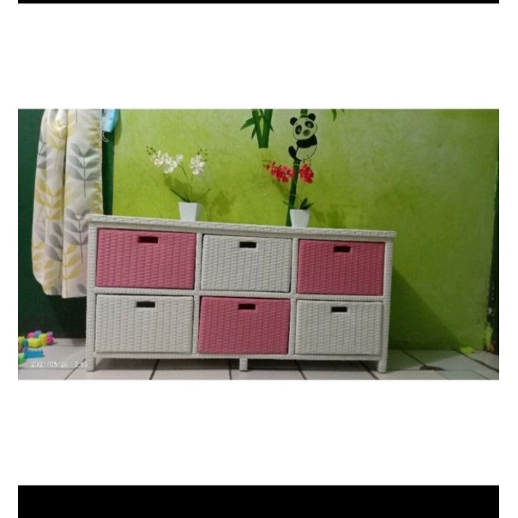 lemari rotan sintetis