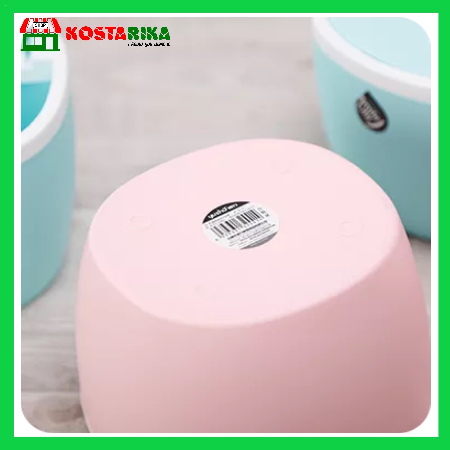 Tempat Sampah Mini YUZHU TY 2441Praktis Simple Bahan Swing Type Trash Bin
