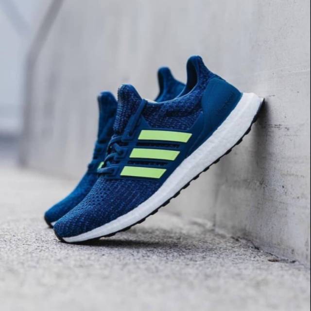 adidas ultra boost marine