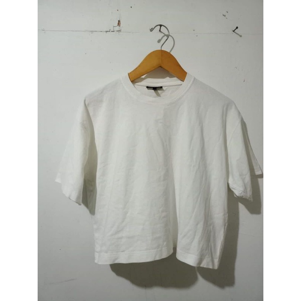 Kaos putih crop TOPSHOP size S/M (preloved)