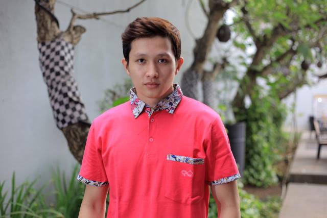 Loyal Kaos Polo Batik Pink Modern Pria M L XL XXL