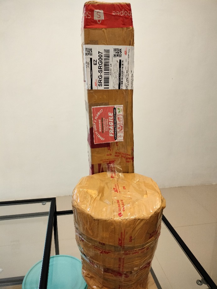 Pot Tanaman Hitam Ukuran 20 Cm