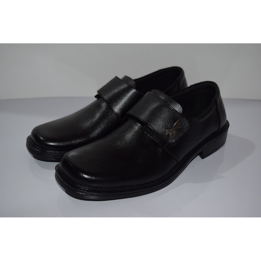 SEPATU FORMAL PRIA BAFILLO LKS 06