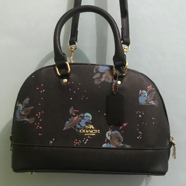 PRELOVED COACH SLING BAG (premium)