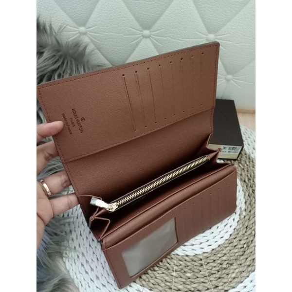 DOMPET LV LIPAT PANJANG LIDAH FREE BOX