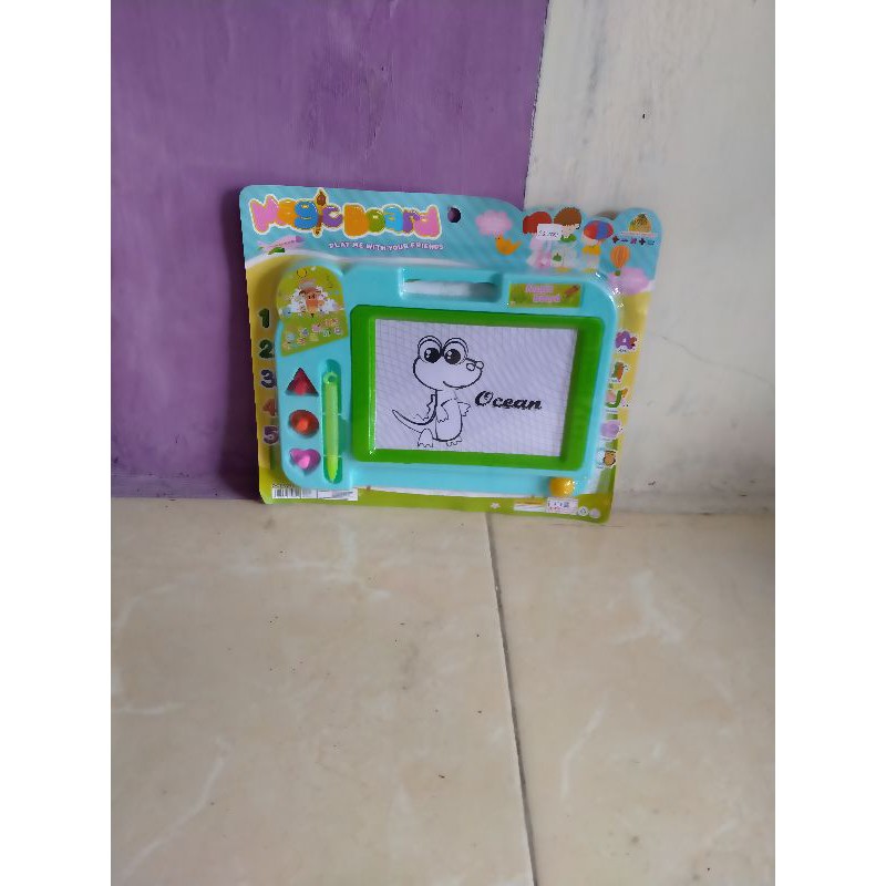 

Mainan anak Papan tulis Magnet