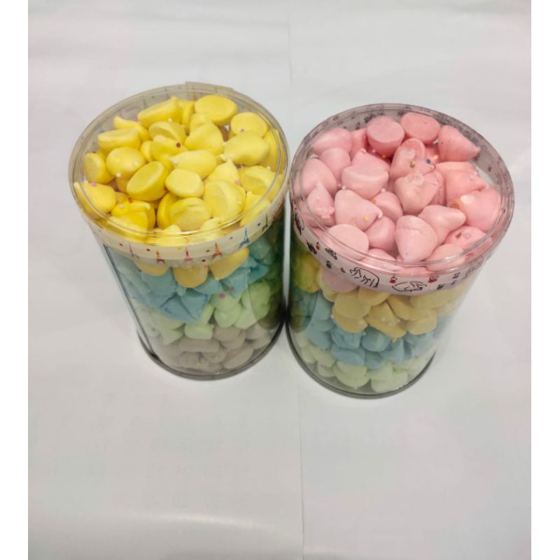 

MARINGUE COOKIES RAINBOW