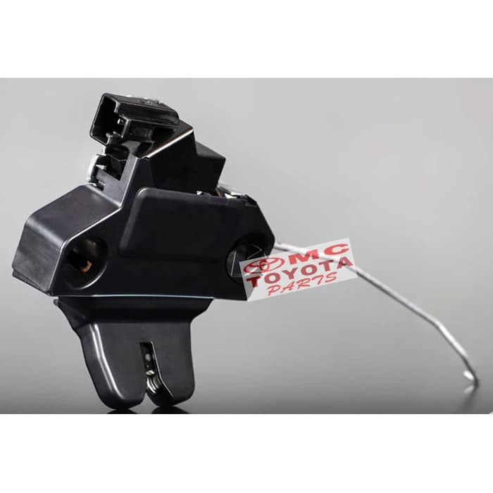 Kunci Pintu Bagasi  Lock Assy Back Door New Vios Limo 64610-0D030