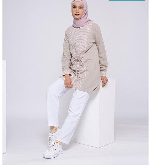 Hanya di sini  CYR ATASAN ALNITA AA53 ALNITA AA 53 ALNITA ATASAN KAOS «