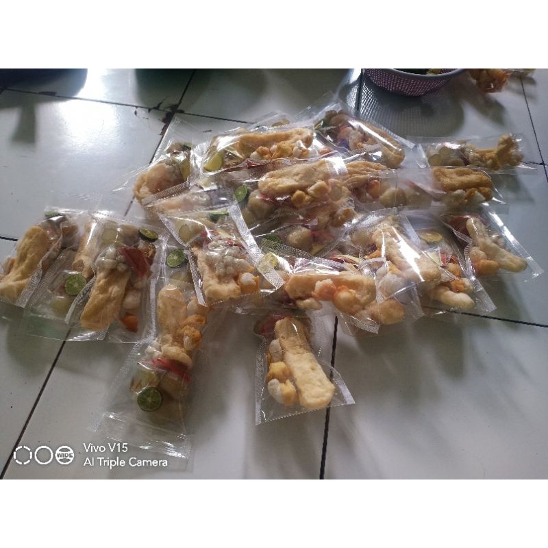 

(COD)BAKSO ACI AYAM SUWIR 13.000 DAPET 3 BUNGKUS