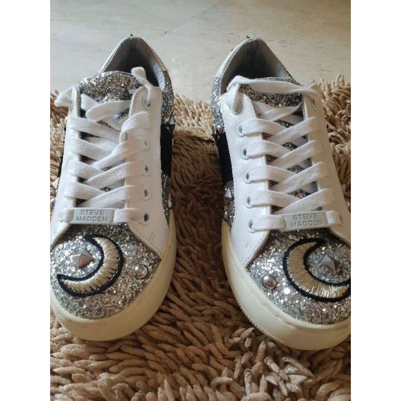 sepatu steve madden