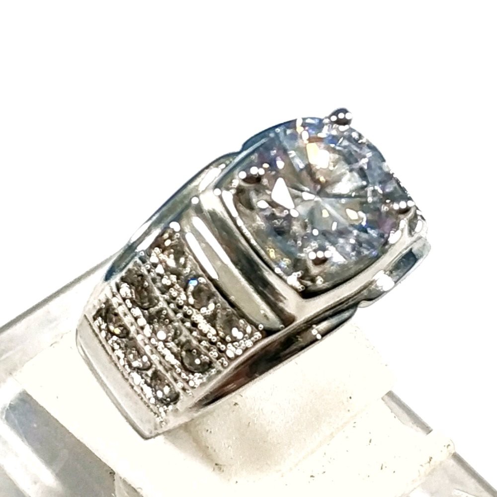 CINCIN BATU PERMATA TITANIUM AMERICAN DIAMOND