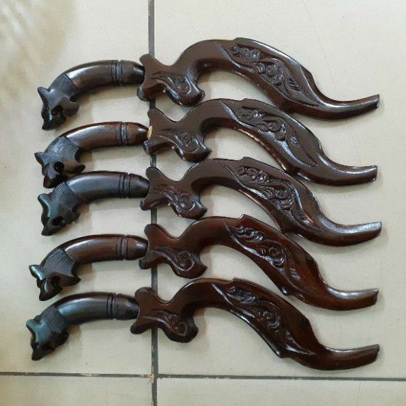 KUJANG SILIWANGI KEPALA MACAN KALIGRAFI ARAB 40 CM