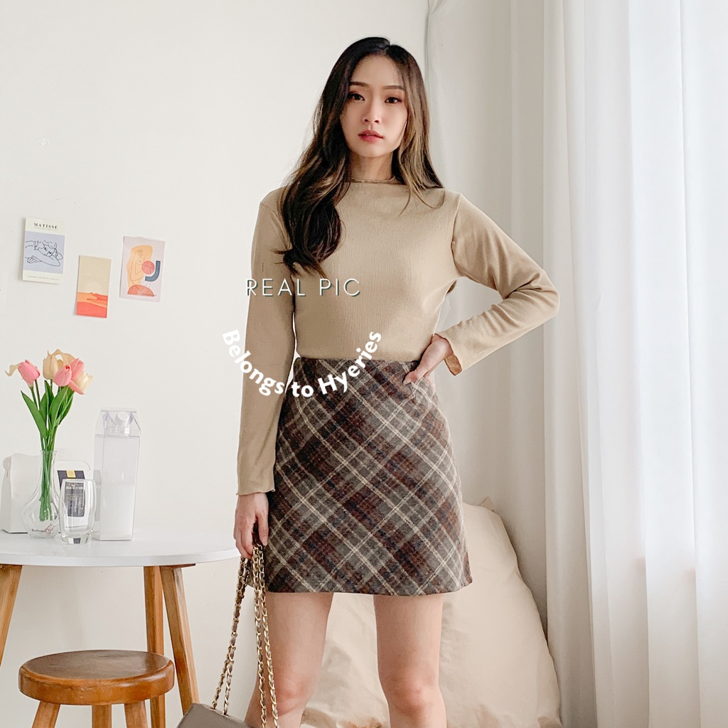 HYERIES Hanabi Knit Top Atasan Casual Wanita Korea Turtle Neck Rajut Blouse Wanita Lengan Panjang Knit Long Sleeves Top Basic Rajut Manset Baju Polos Kriwil Knit Leher Tinggi Aesthetic Korean Blouse Atasan Kerja Wanita Baju Kantoran Halter Highneck Top