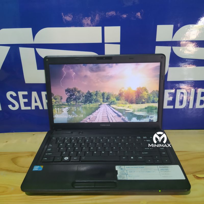 Laptop bekas murah i5 2 jutaan  support desain Toshiba C640  ram 4 GB