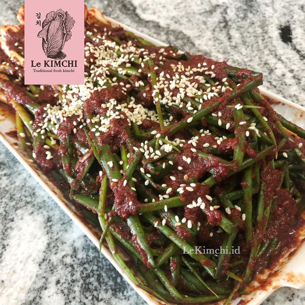 

Pa Kimchi - Kimchi Daun Bawang - Green Onion Kimchi 200 g - Le Kimchi Surabaya