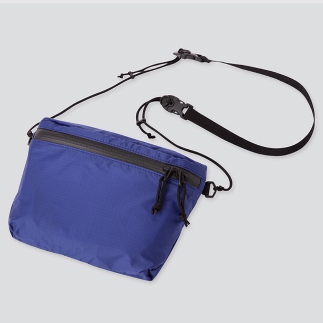 SALE Tas fanny ringan by uniqlo