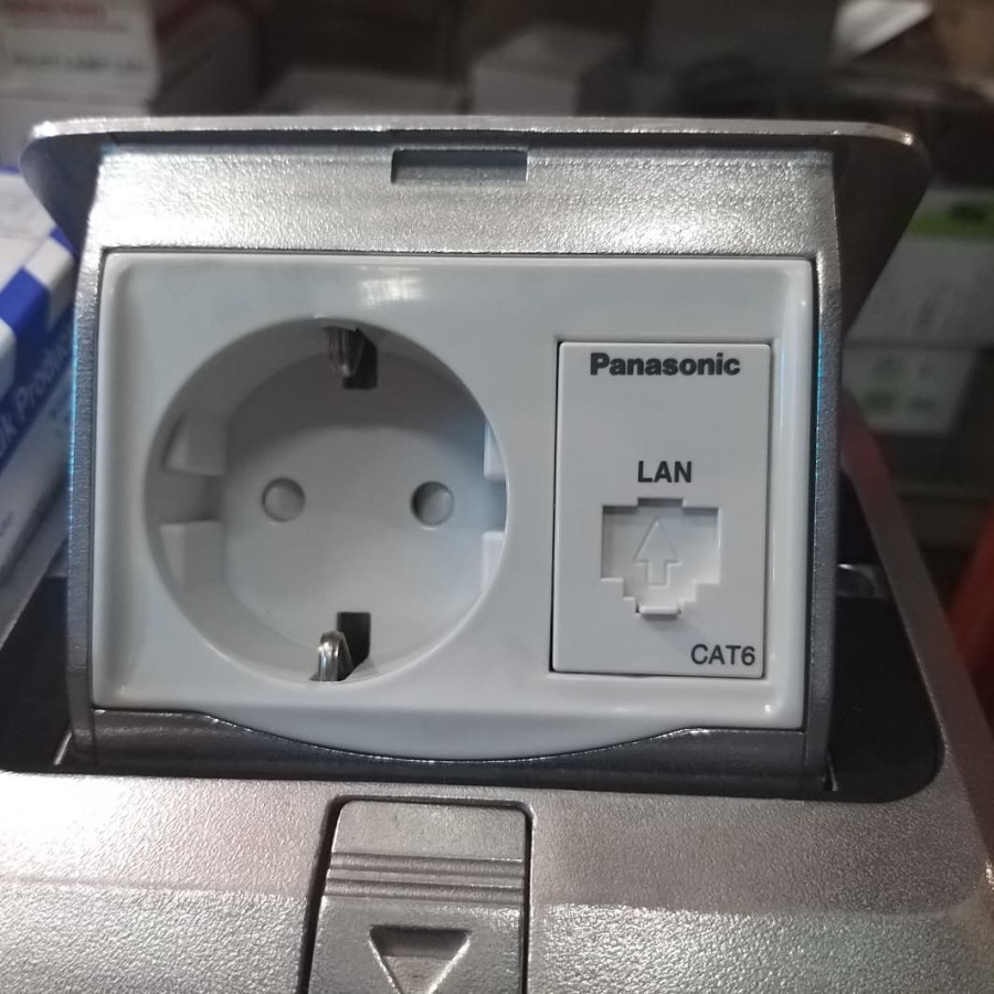 STOP KONTAK LANTAI PANASONIC (STOP KONTAK 2F + DATA CAT6)