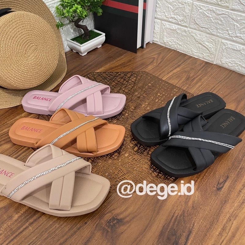 sandal jelly flat silang wanita / sandal karet silang permata