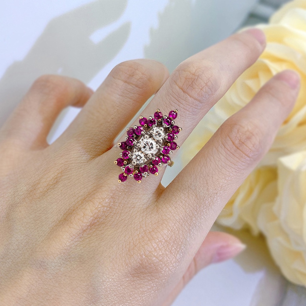 Hu Hu Hu Hu Hu Alat Bantu Pasang Kacamata♡ Cincin Bentuk Bunga Aksen Berlian Imitasi Bahan Cubic Zirconia Untuk Wanita