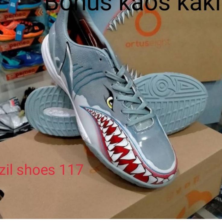 Paling Diminati.. sepatu futsal ortuseight terbaru ikan hiu