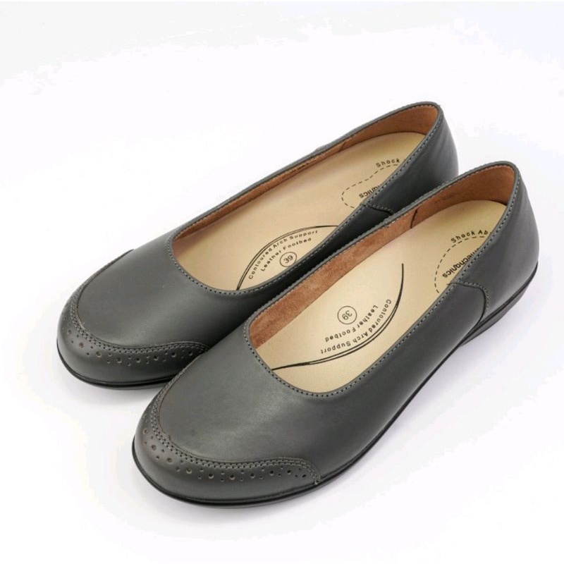 preloved Sepatu kulit scholl katty lacy 006 size 41