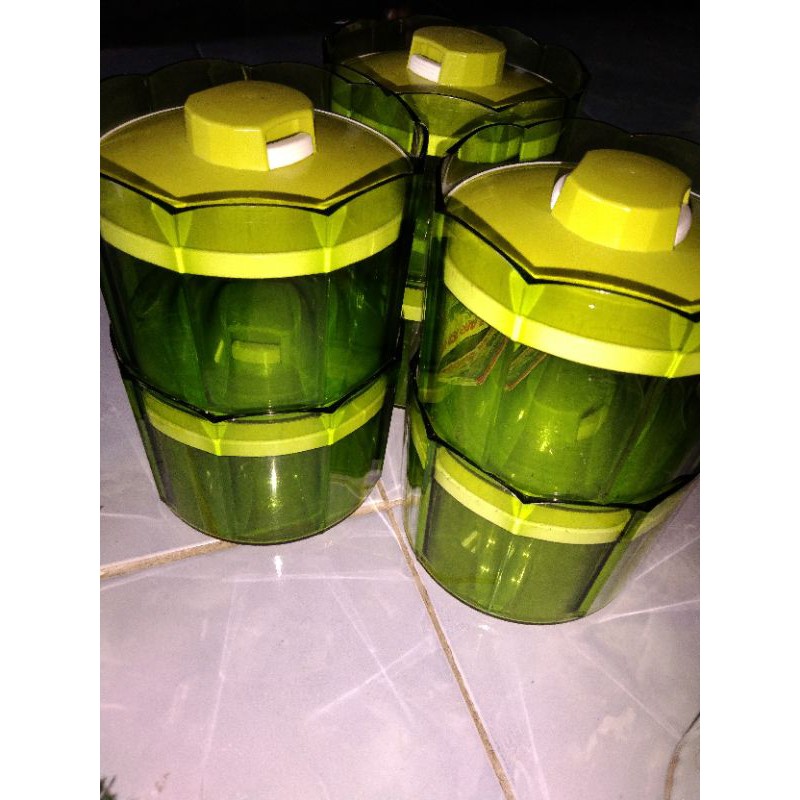 Advan counterpart hijau Tupperware