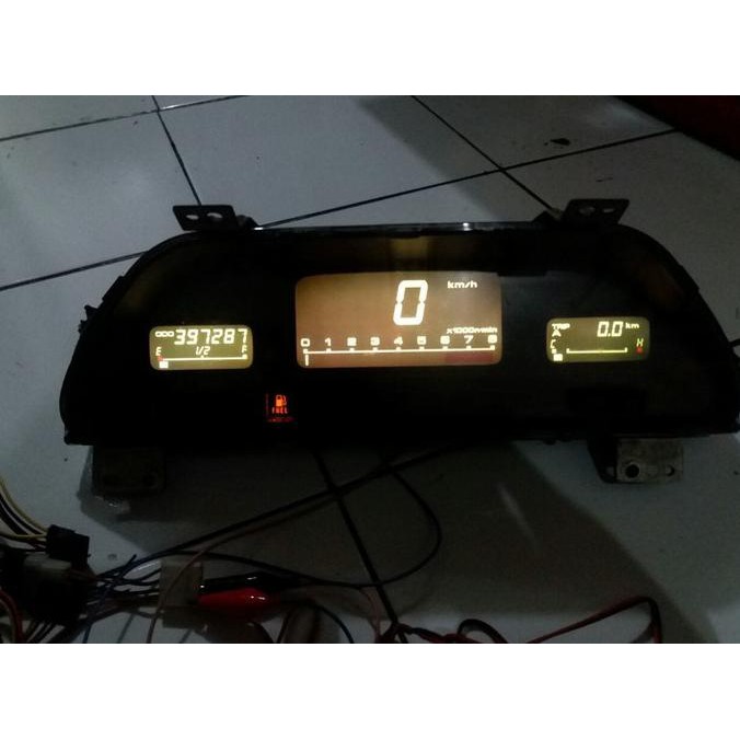 Polaris(er) Speedometer Digital Mobil Mazda 323 Interplay