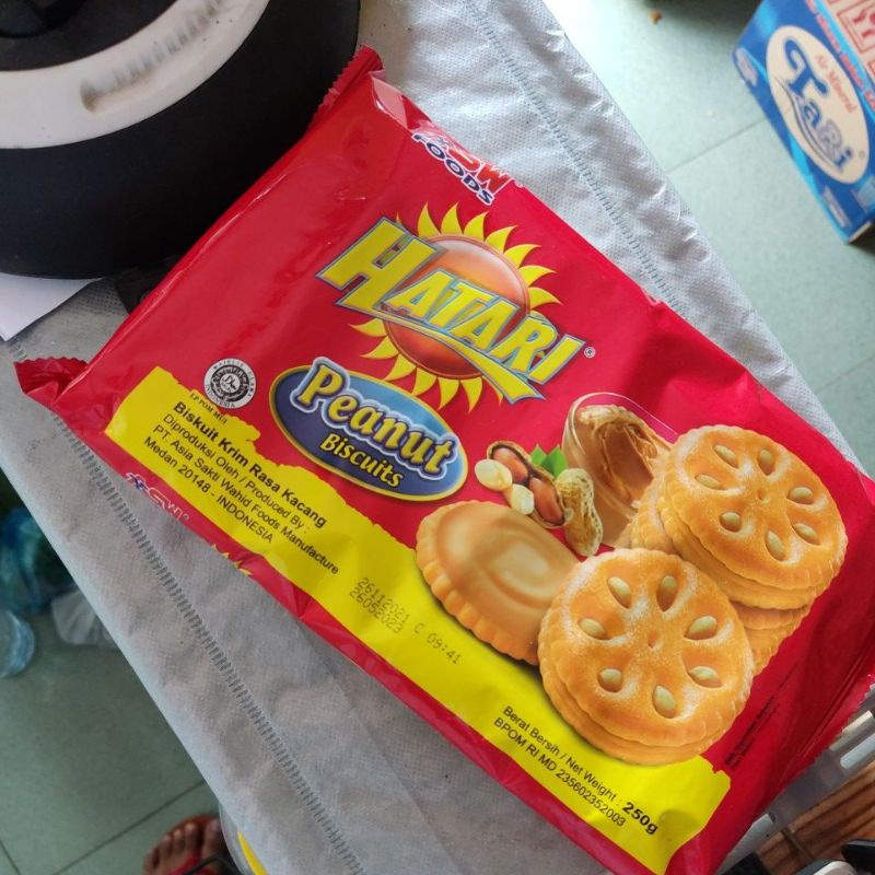 Hatari kacang biscuit