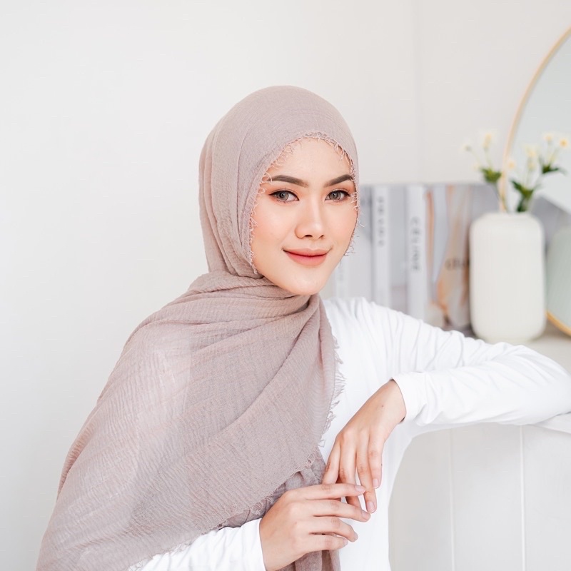 PASHMINA CRINKLE CRIMP COTTON SHAWL HIJAB PASMINA CRINKLE RAWIS  KUSUT Factory Outlet FAME ladyfame-Moca