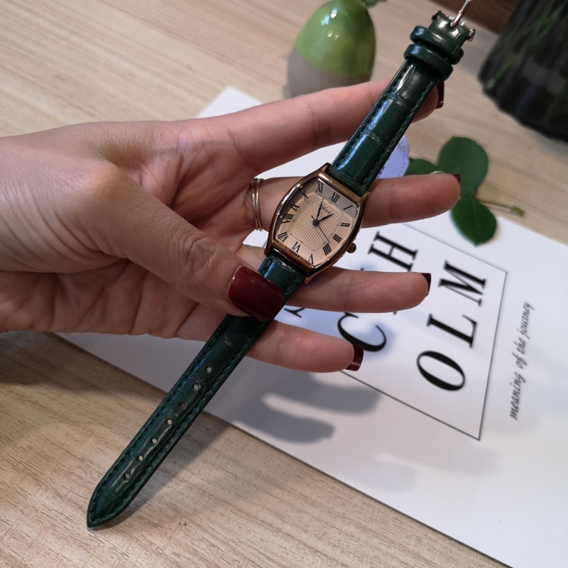 Jam Tangan Quartz Dial Kotak Kecil Casual Retro Untuk Wanita-54-2 Hijau