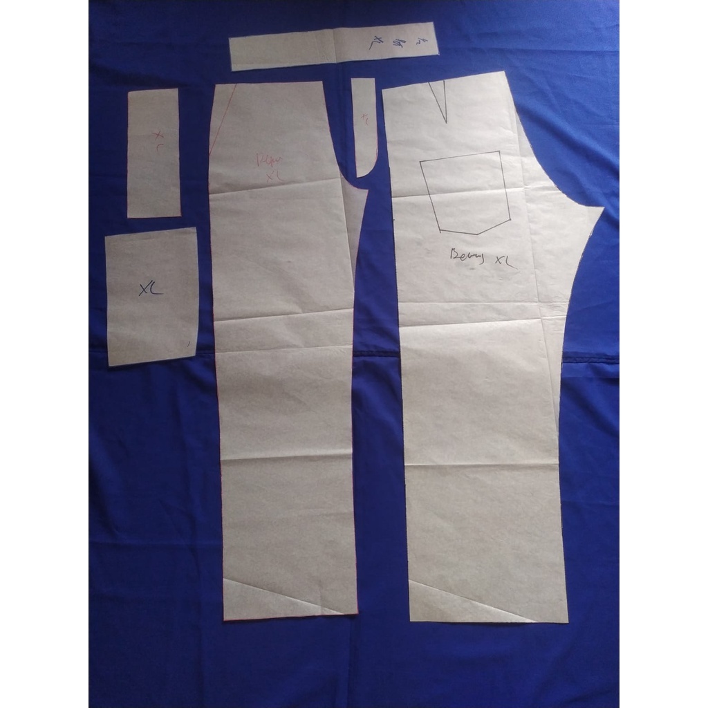 Pola Instan Celana SMP