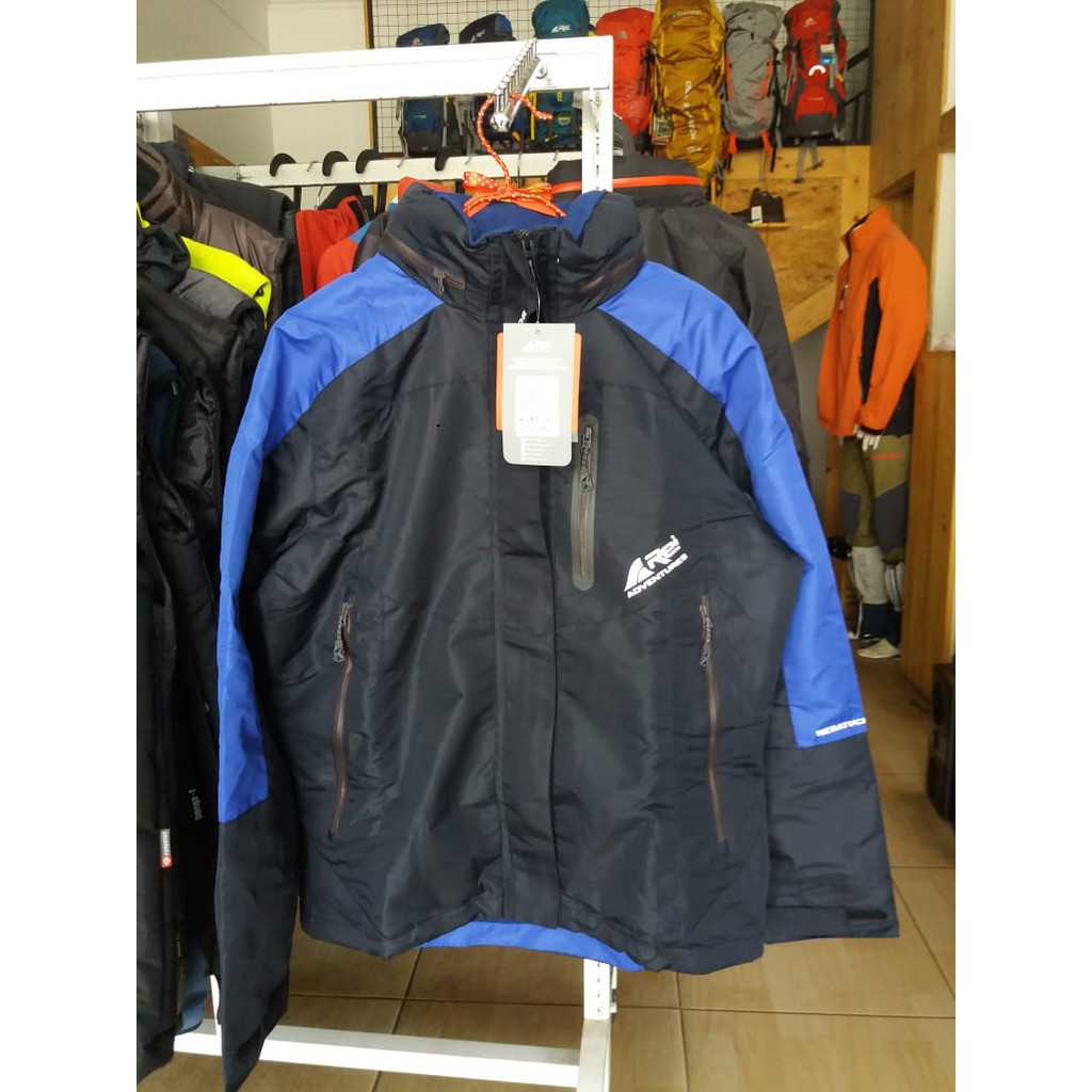 JAKET GUNUNG REI WEBATUCK JAKET OUTDOOR