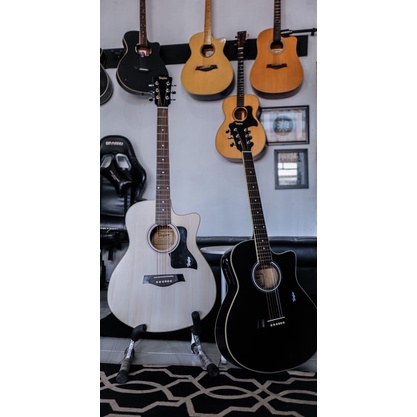 Gitar akustik Taylor
