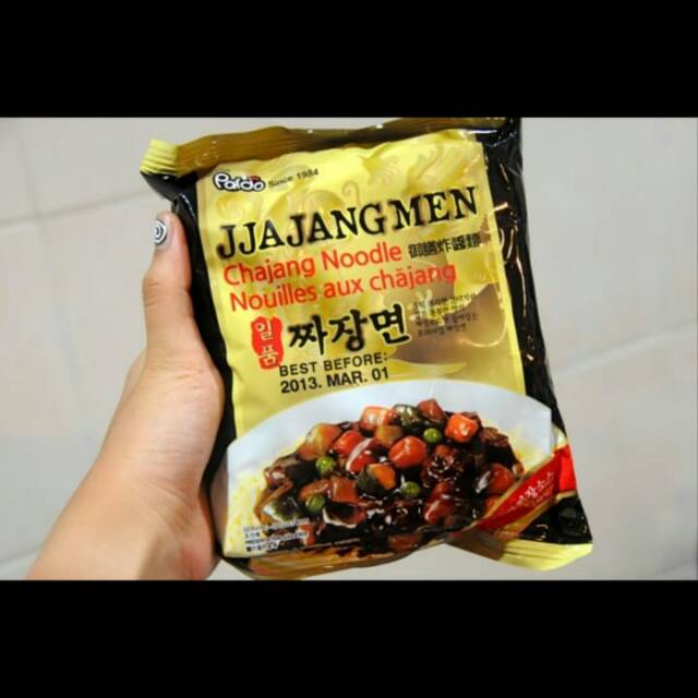 

mie instan jajangmen mie hitam korea