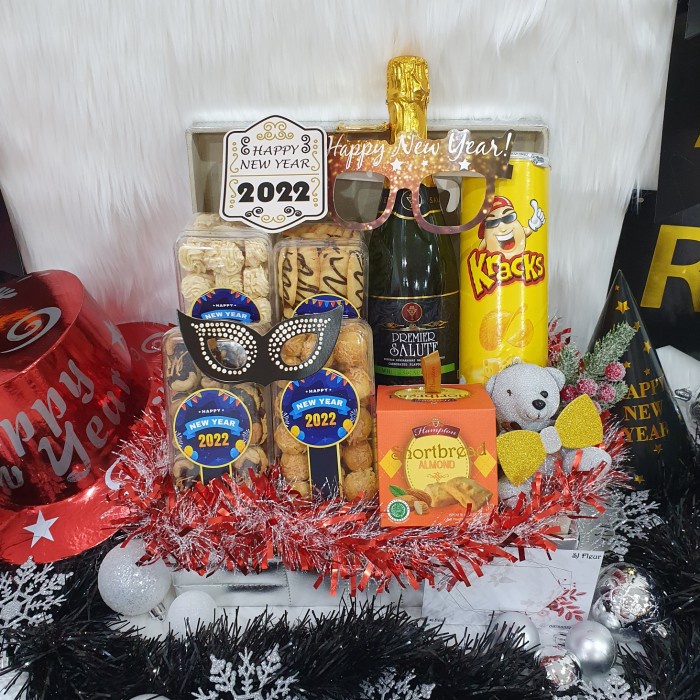 

Paket hampers tahun baru happy new year parcel kue kering hadiah 10