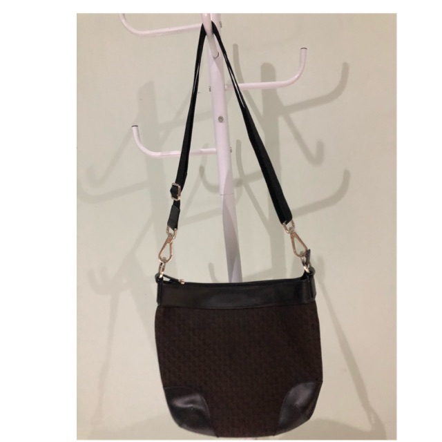 PRELOVED Tas Guy Laroche