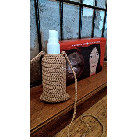 Tas Hand sanitizer / Hand sanitizer holder rajut / kalung hand sanitizer