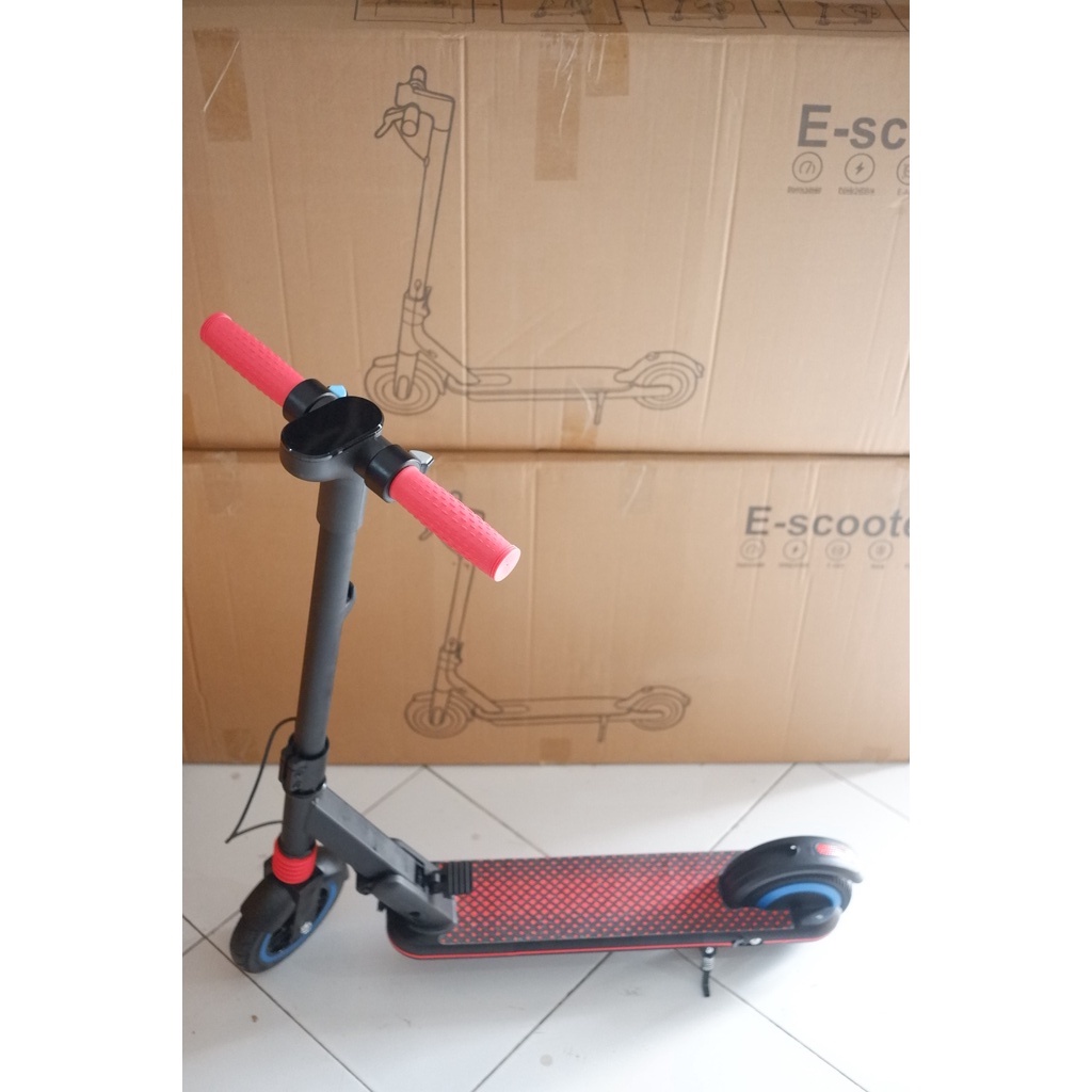 Skuter Listrik anak premium impor / NINEBOT E8 e-KickScooter Termurah impor